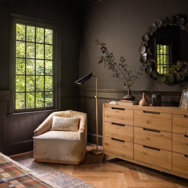 Ember Round Mirror Lifestyle 15